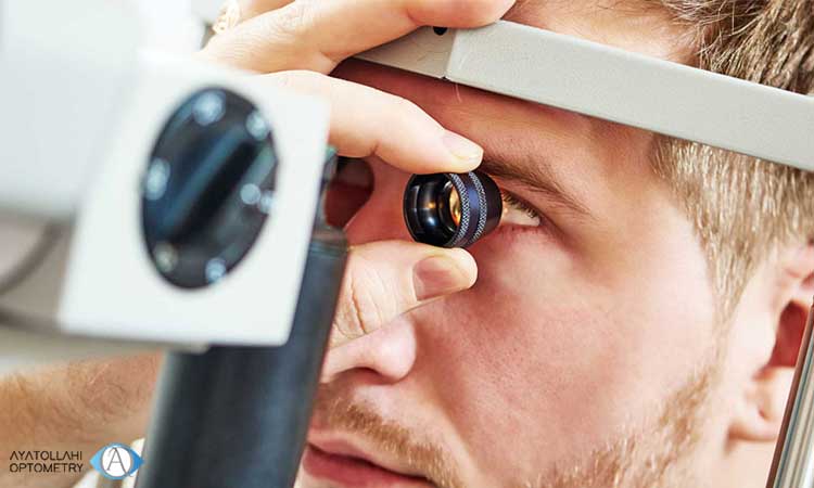 بررسی علائم و نشانه های کم بینایی 