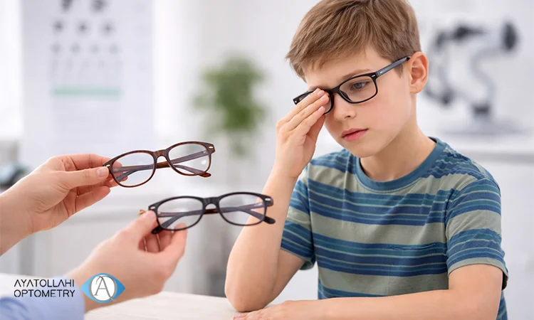 عوض کردن خودسرانه عینک در کودکان چرا خطرناک تر است؟